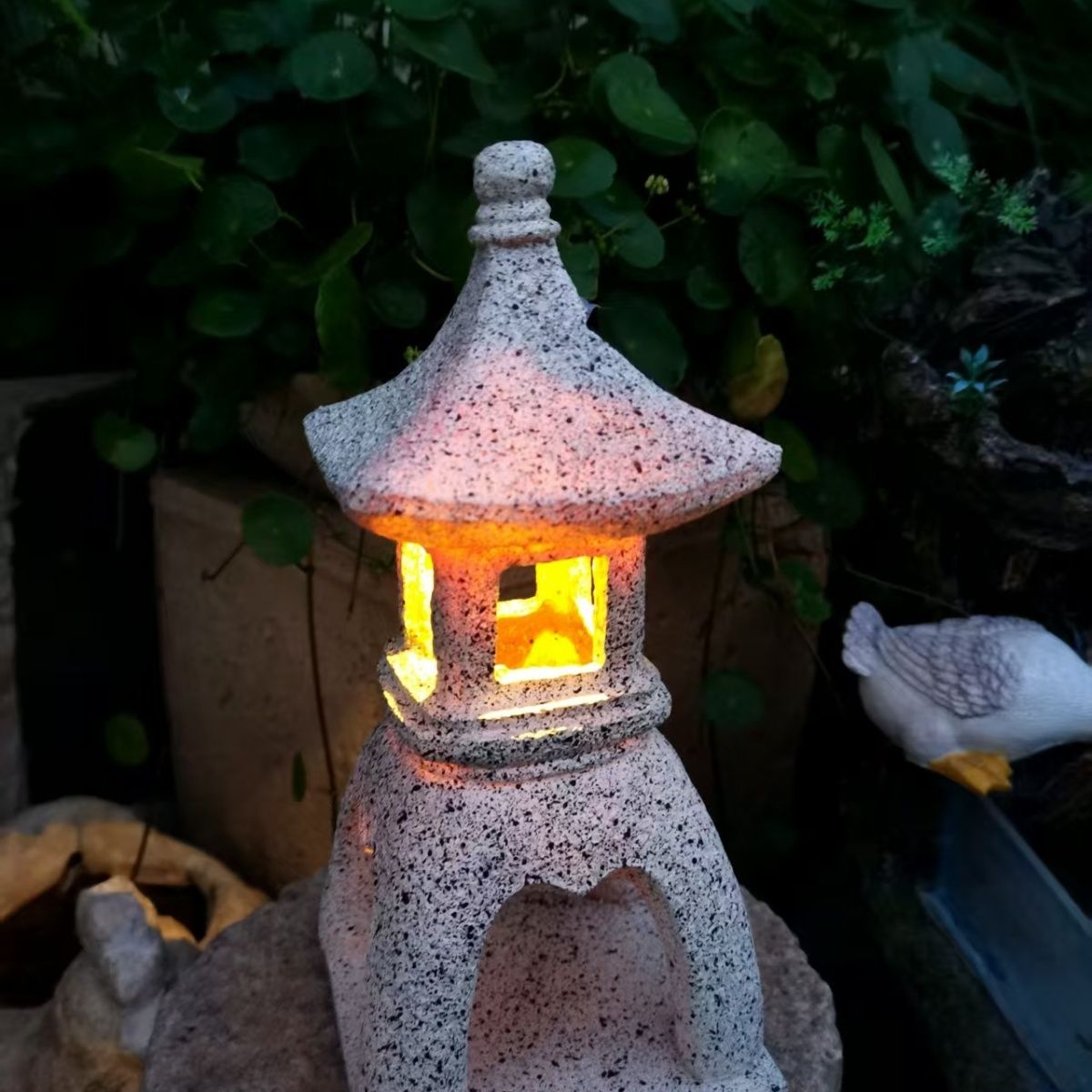 파고다 태양광 정원등 동양식 랜턴 야외 석재 일본식 램 - Japanese Lighting Decor 리뷰 및 가격